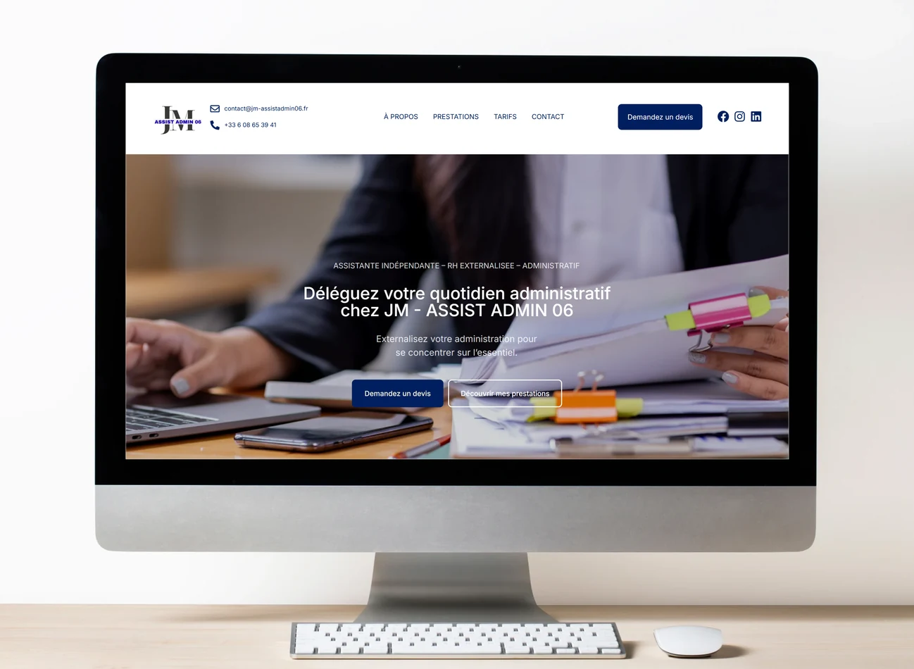 Site internet JM Assist Admin 06 présenté sur un écran